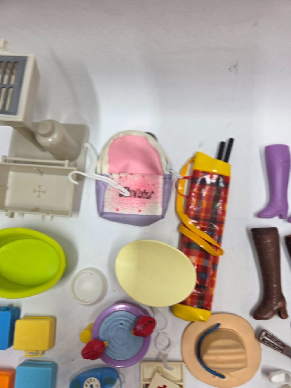 Barbie and Fashion Doll Accessories Lot Boots Bags Doctor - Picture 10 of 11